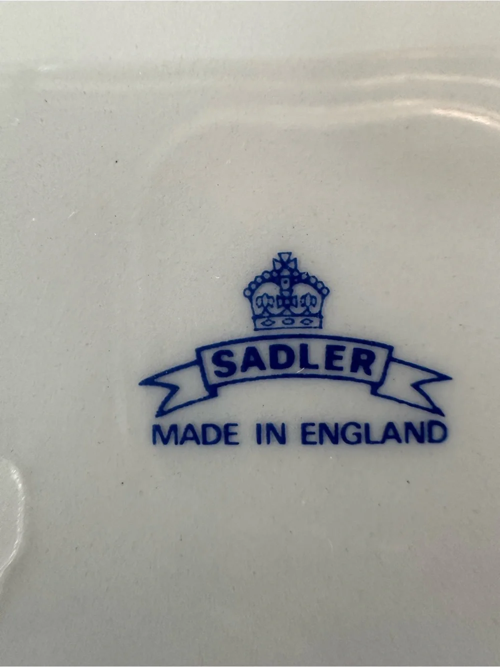 Sadler teapot. Made in England.